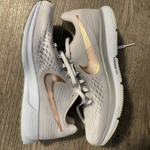 Women’s Nike zoom sneakers